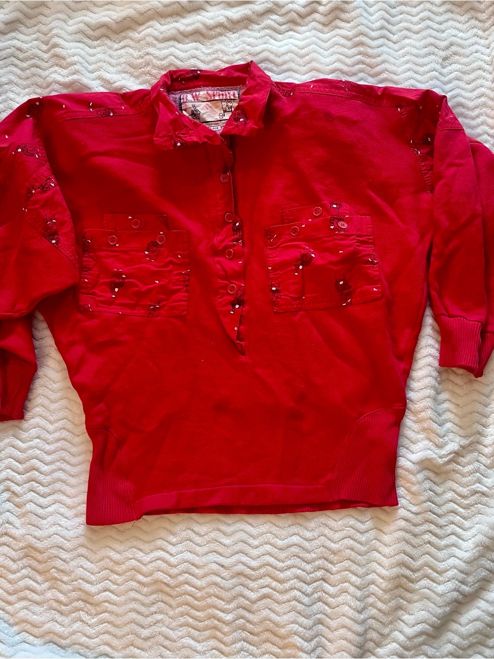 Vintage Women's Red Button-Pocket Pullover Top